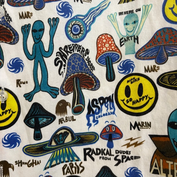 Shredder Digest Alien Lords Button Down Shirt Medium - Picture 4 of 6